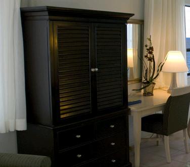 Howard Johnson Plaza Miami Beach North Room photo