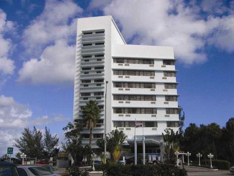 Howard Johnson Plaza Miami Beach North Exterior photo